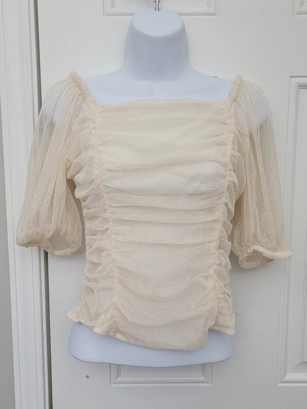 NWT Loft Ruched Ivory Blouse Puff Swiss Dot Sleeve Fairy Romantic Size XS